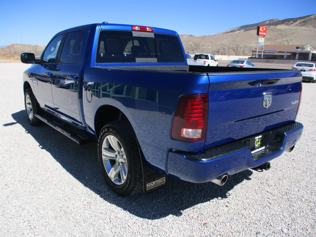 RAM 1500 Sport Crew Cab SWB 4WD 2017