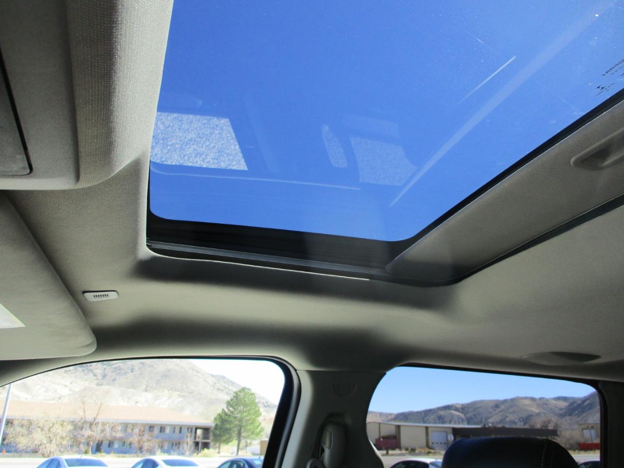 RAM 1500 Sport Crew Cab SWB 4WD 2017