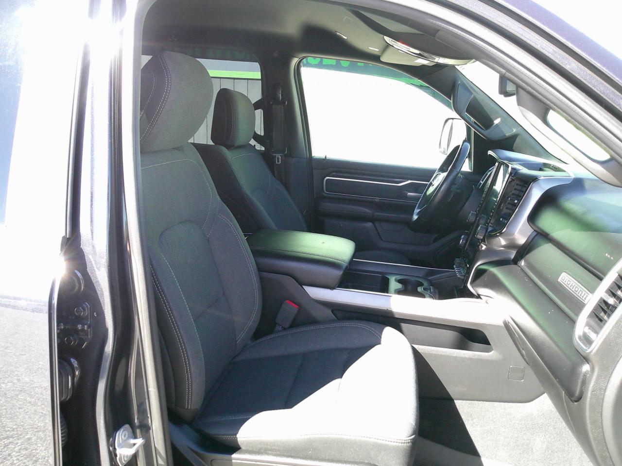 RAM 1500 Big Horn Crew Cab SWB 4WD 2019