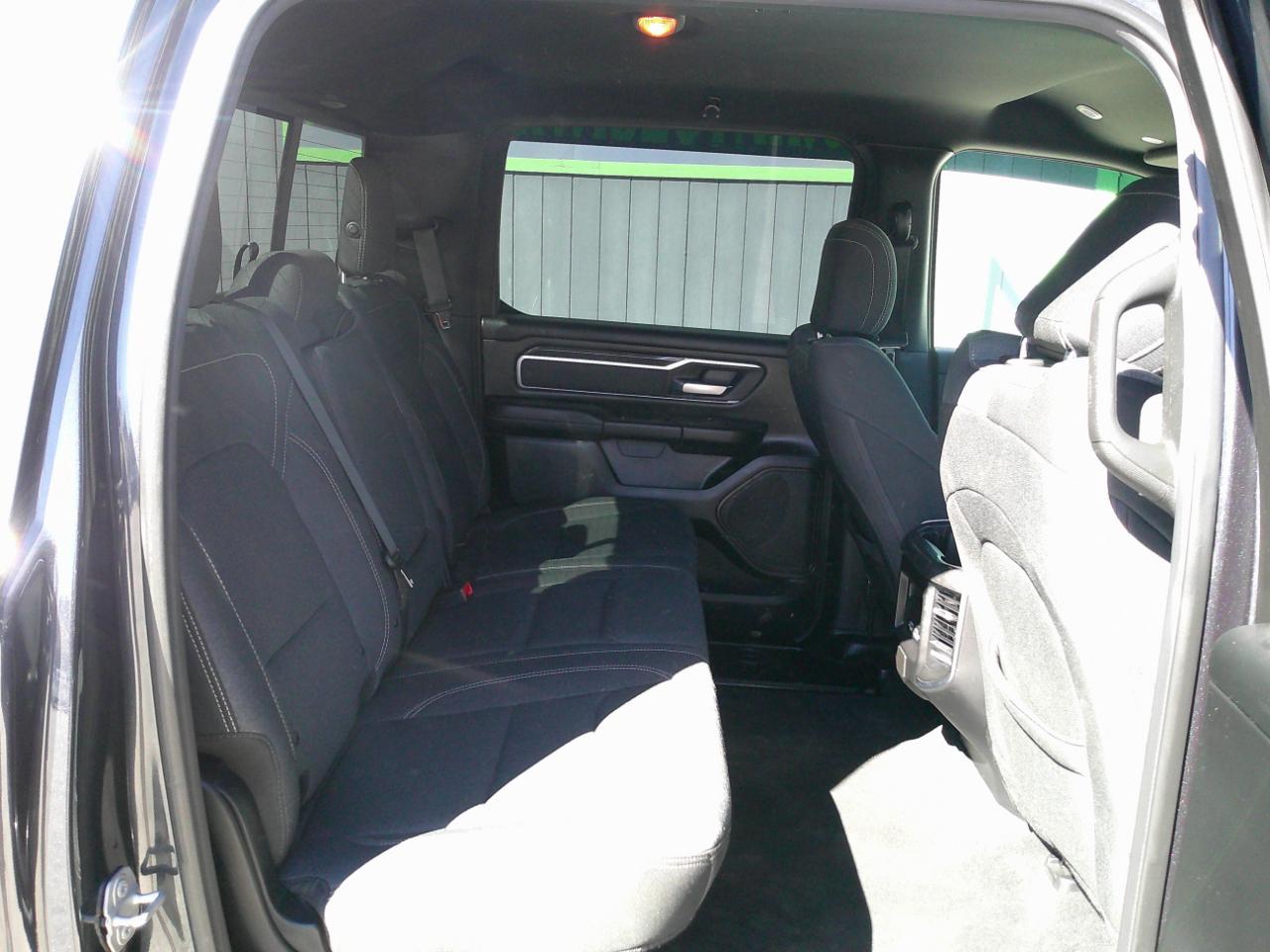 RAM 1500 Big Horn Crew Cab SWB 4WD 2019