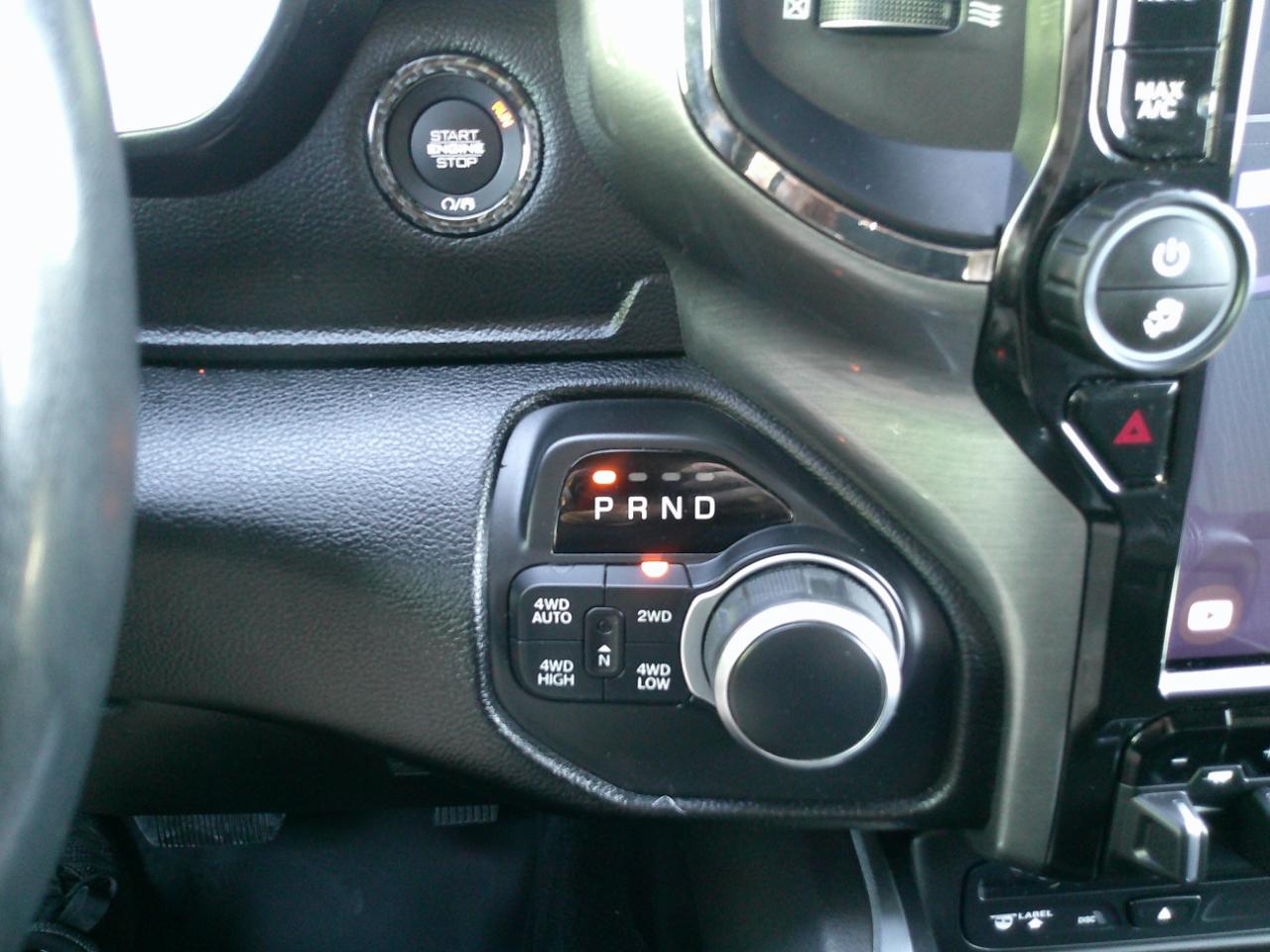 RAM 1500 Big Horn Crew Cab SWB 4WD 2019