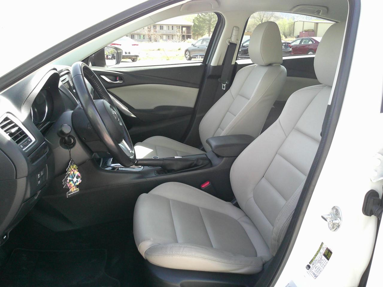 Mazda MAZDA6 i Touring 2015