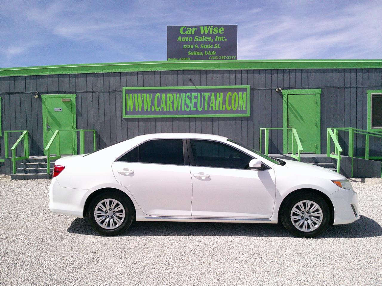 Toyota Camry LE 2014