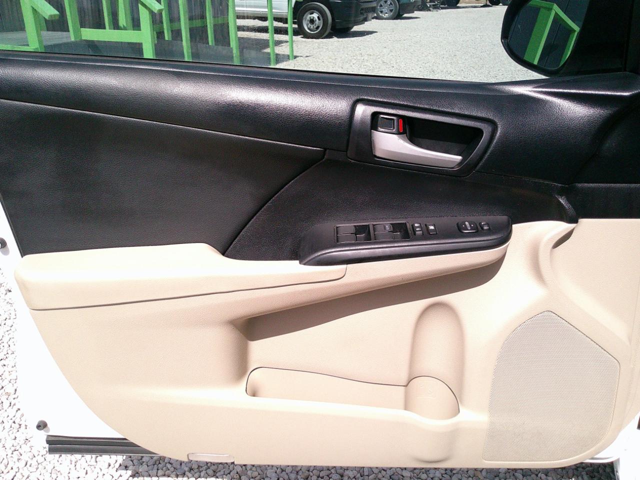 Toyota Camry LE 2014