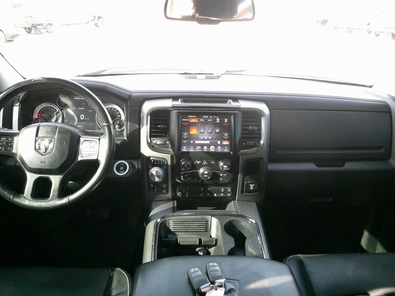 RAM 1500 Sport Crew Cab SWB 4WD 2017