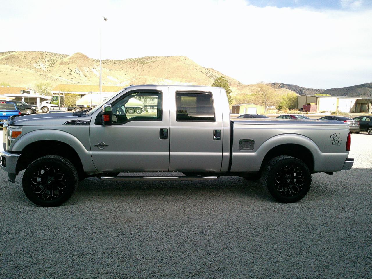 Ford F-250 SD XLT Crew Cab 4WD 2016