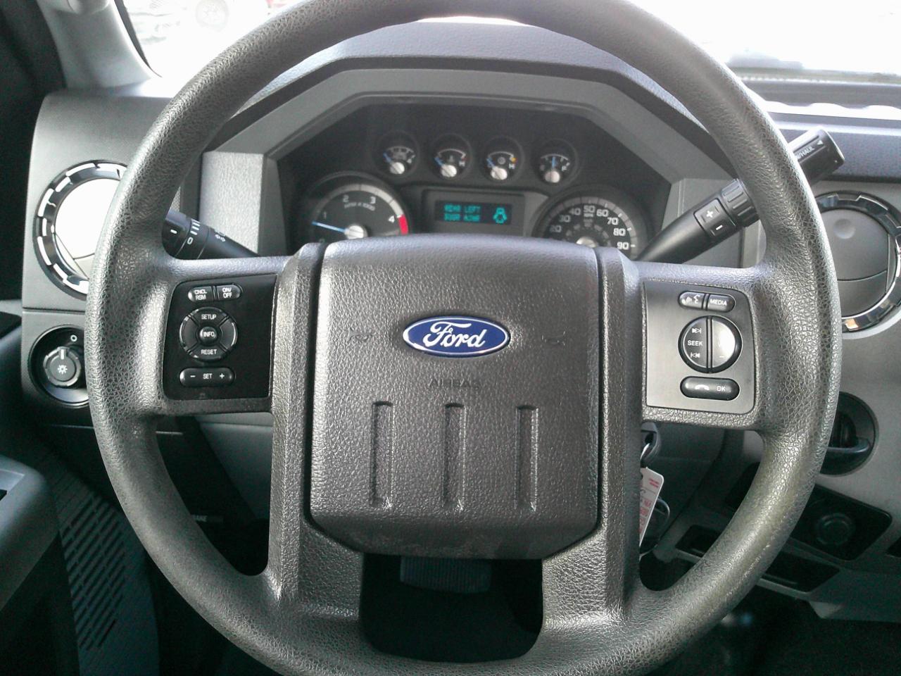 Ford F-250 SD XLT Crew Cab 4WD 2016