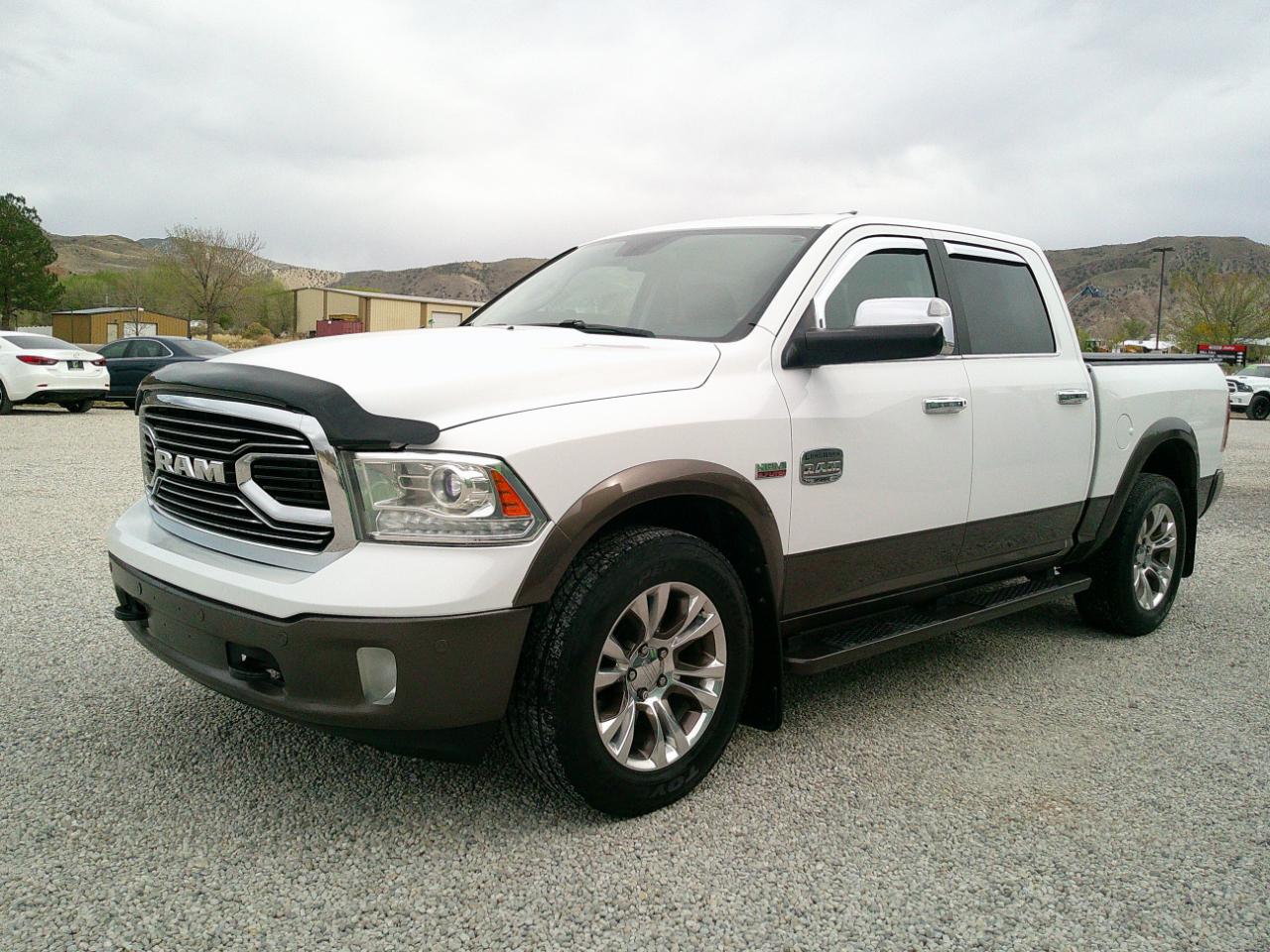 RAM 1500 Longhorn Crew Cab SWB 4WD 2017