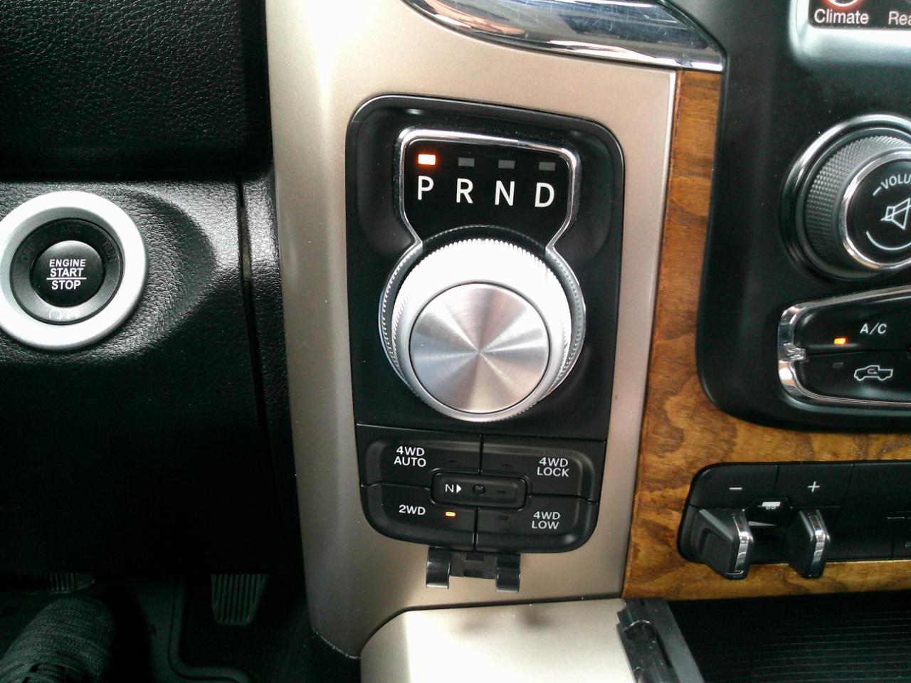 RAM 1500 Longhorn Crew Cab SWB 4WD 2017