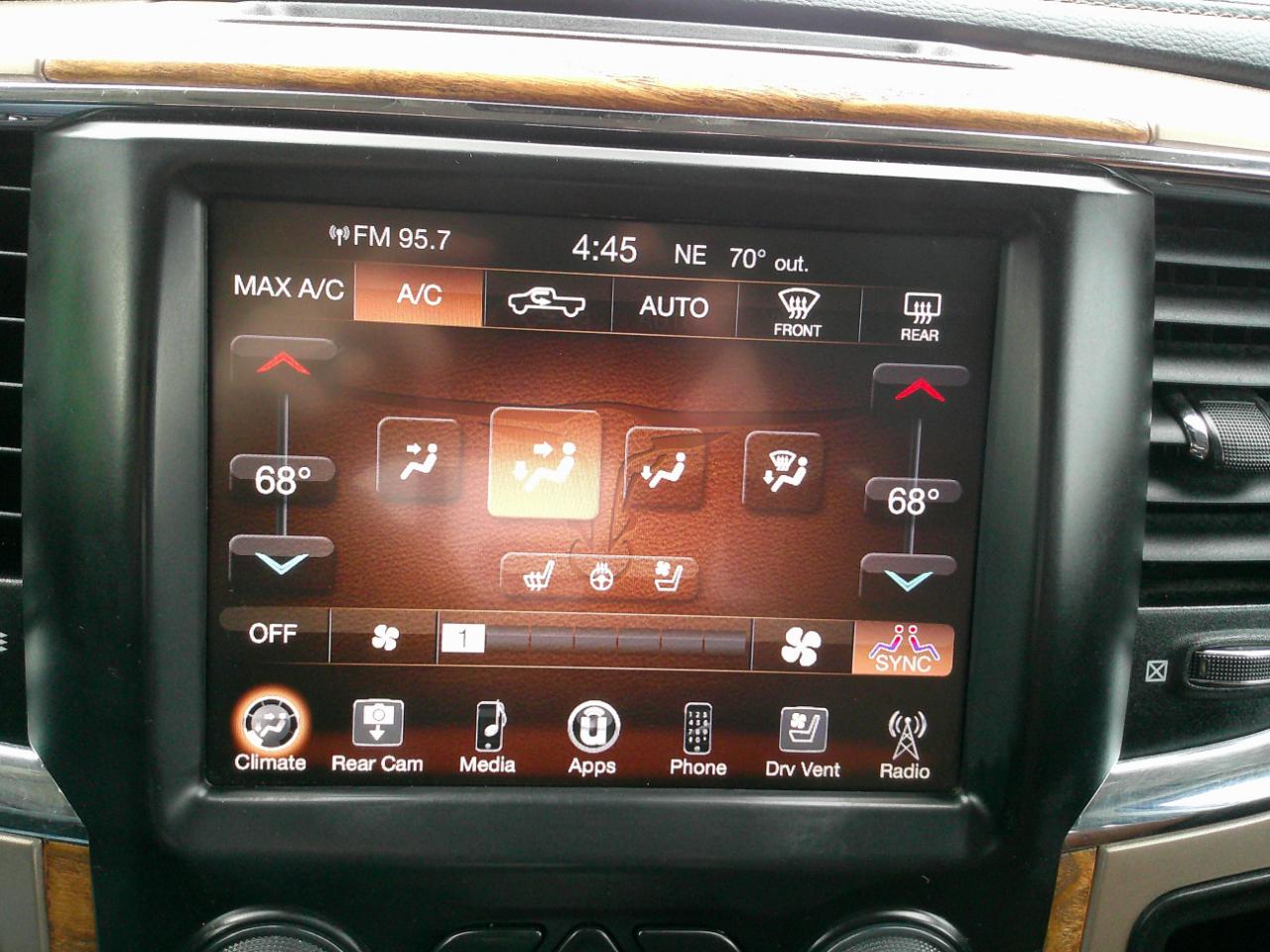 RAM 1500 Longhorn Crew Cab SWB 4WD 2017