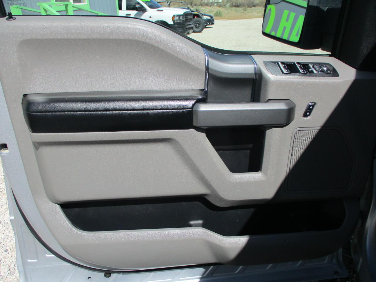 Ford F-150 XLT SuperCrew 5.5-ft. Bed 4WD 2015