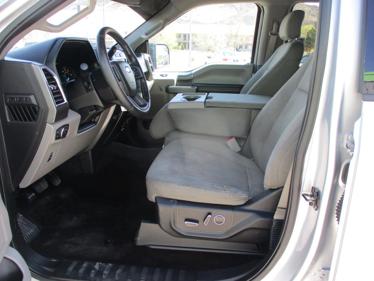 Ford F-150 XLT SuperCrew 5.5-ft. Bed 4WD 2015