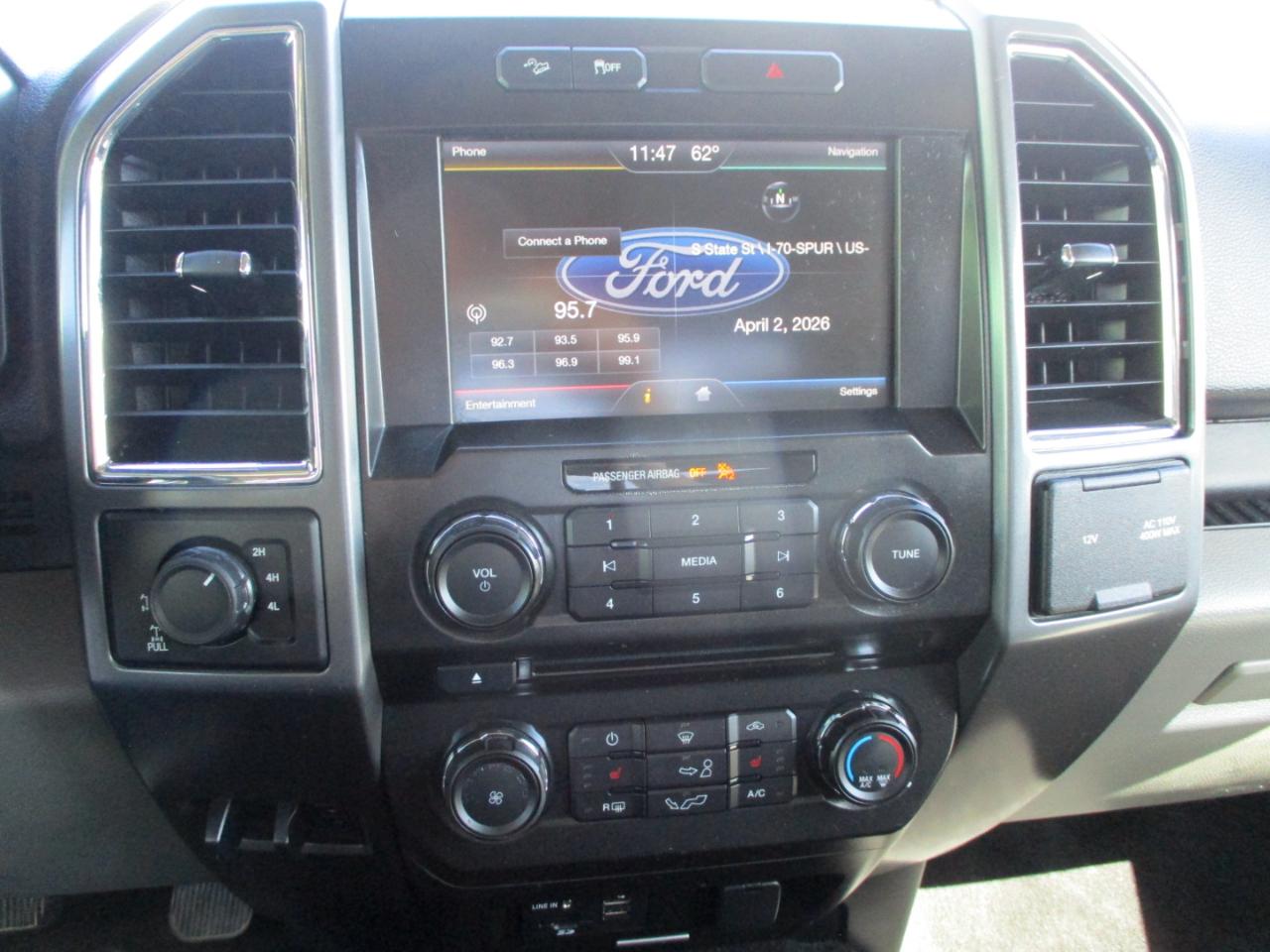 Ford F-150 XLT SuperCrew 5.5-ft. Bed 4WD 2015