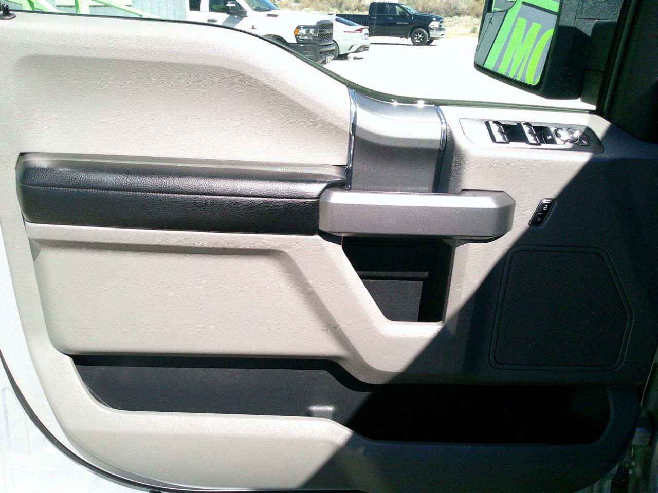 Ford F-150 XLT SuperCrew 5.5-ft. Bed 4WD 2015