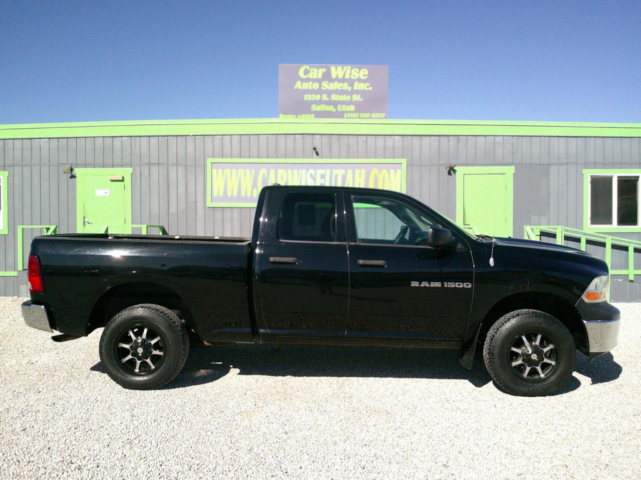 RAM 1500 ST Quad Cab 4WD 2012
