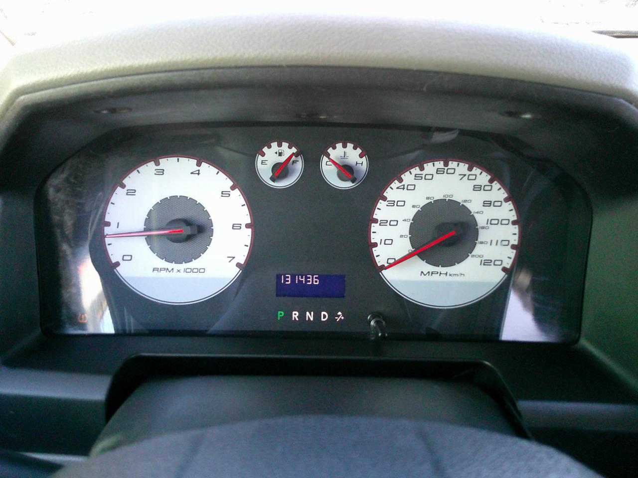 RAM 1500 ST Quad Cab 4WD 2012