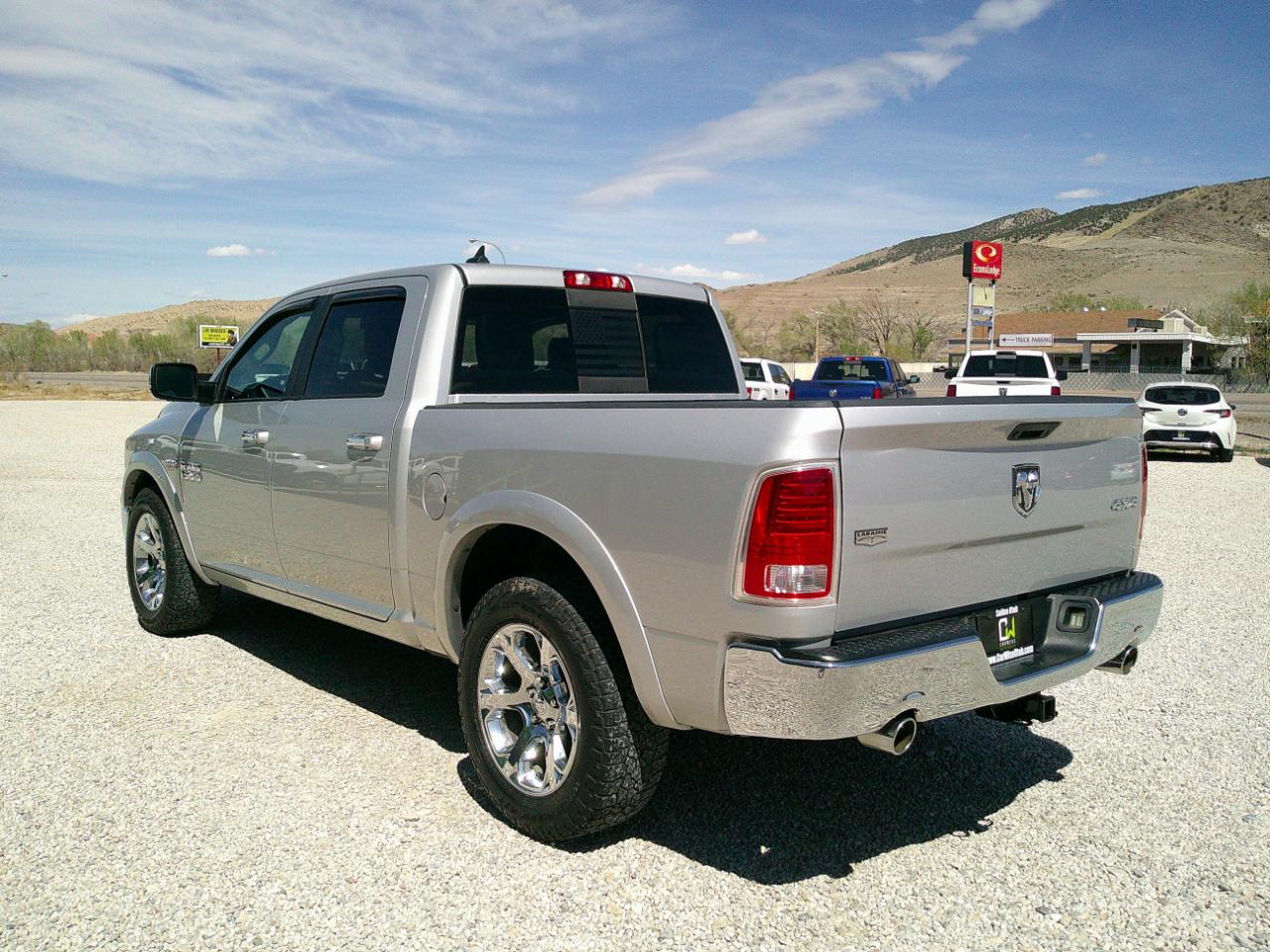 RAM 1500 Laramie Crew Cab SWB 4WD 2017