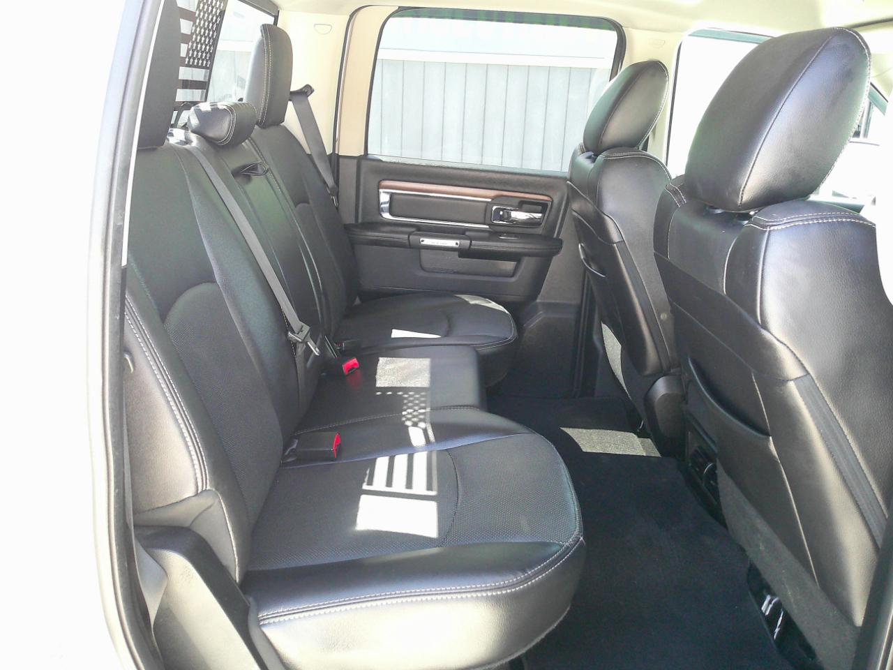 RAM 1500 Laramie Crew Cab SWB 4WD 2017