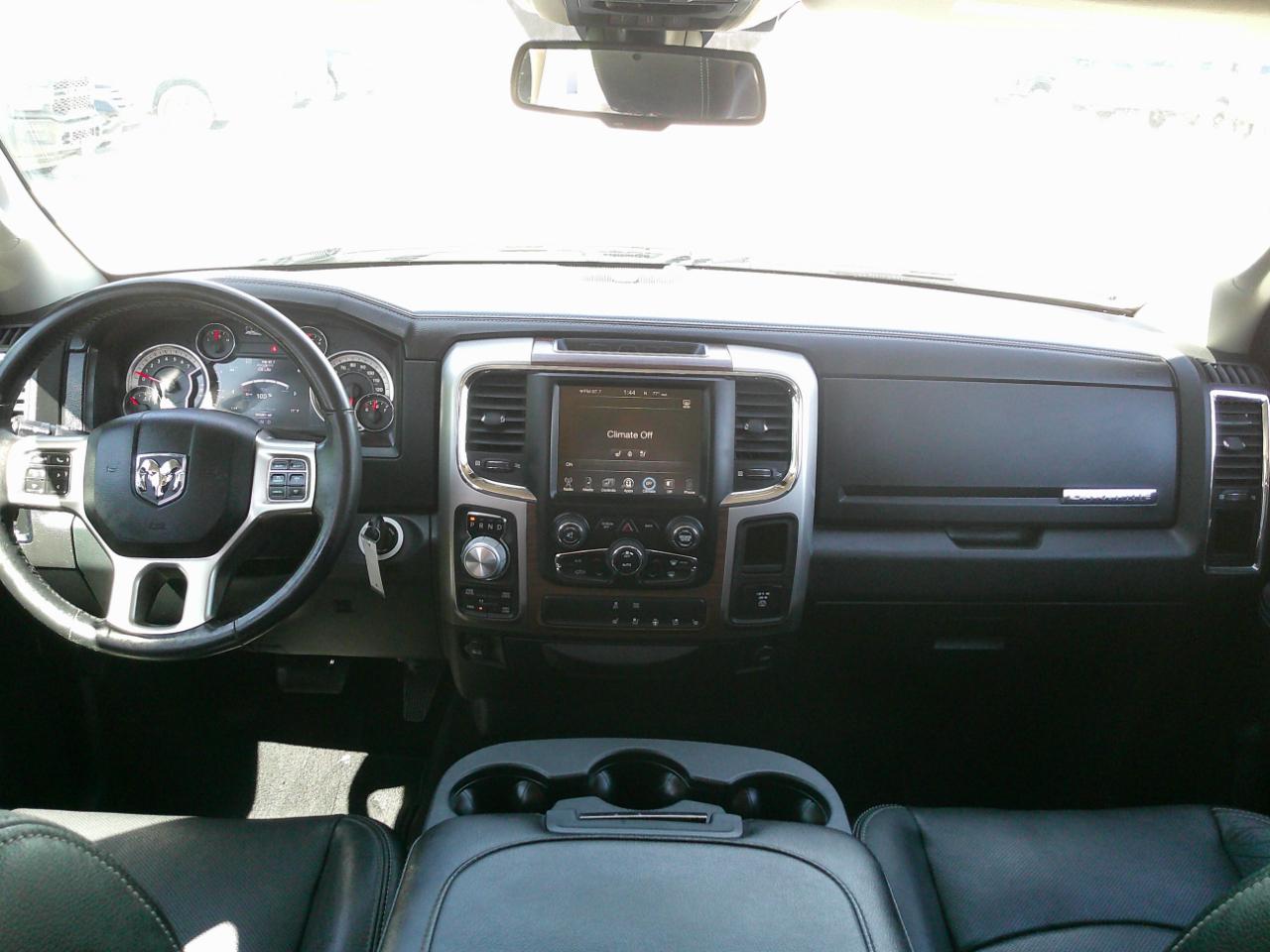 RAM 1500 Laramie Crew Cab SWB 4WD 2017