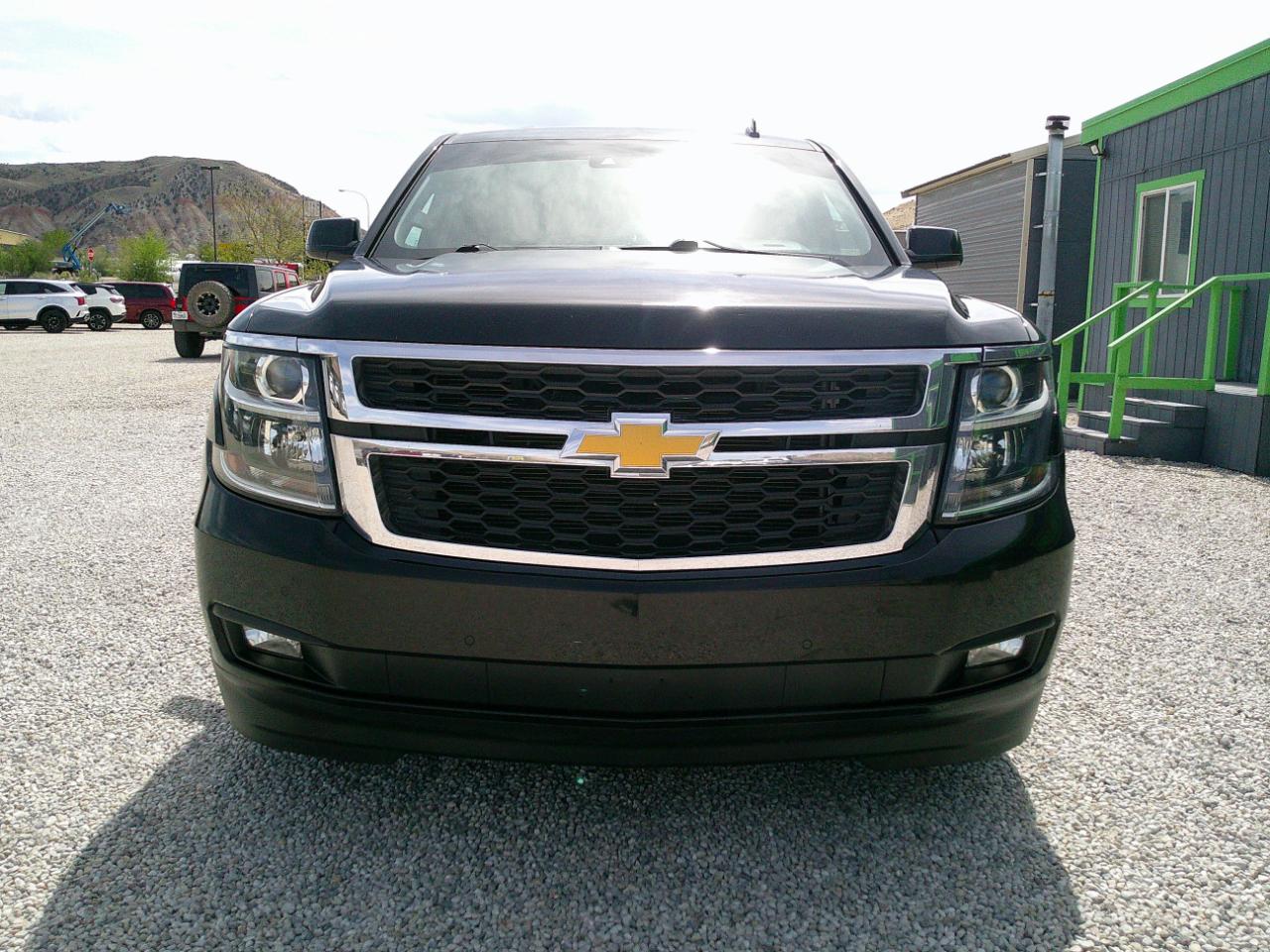 Chevrolet Suburban LT 1500 4WD 2015