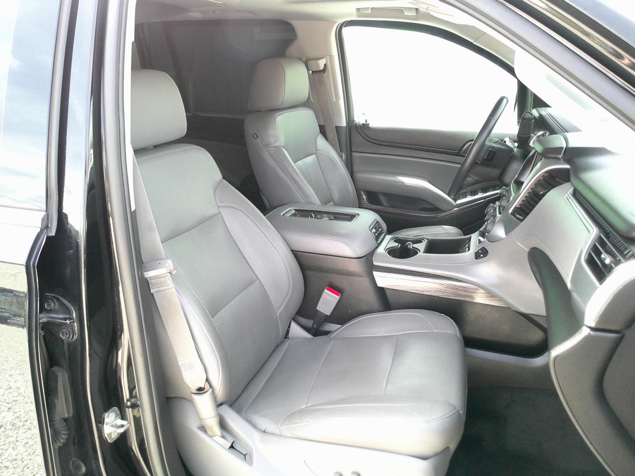 Chevrolet Suburban LT 1500 4WD 2015