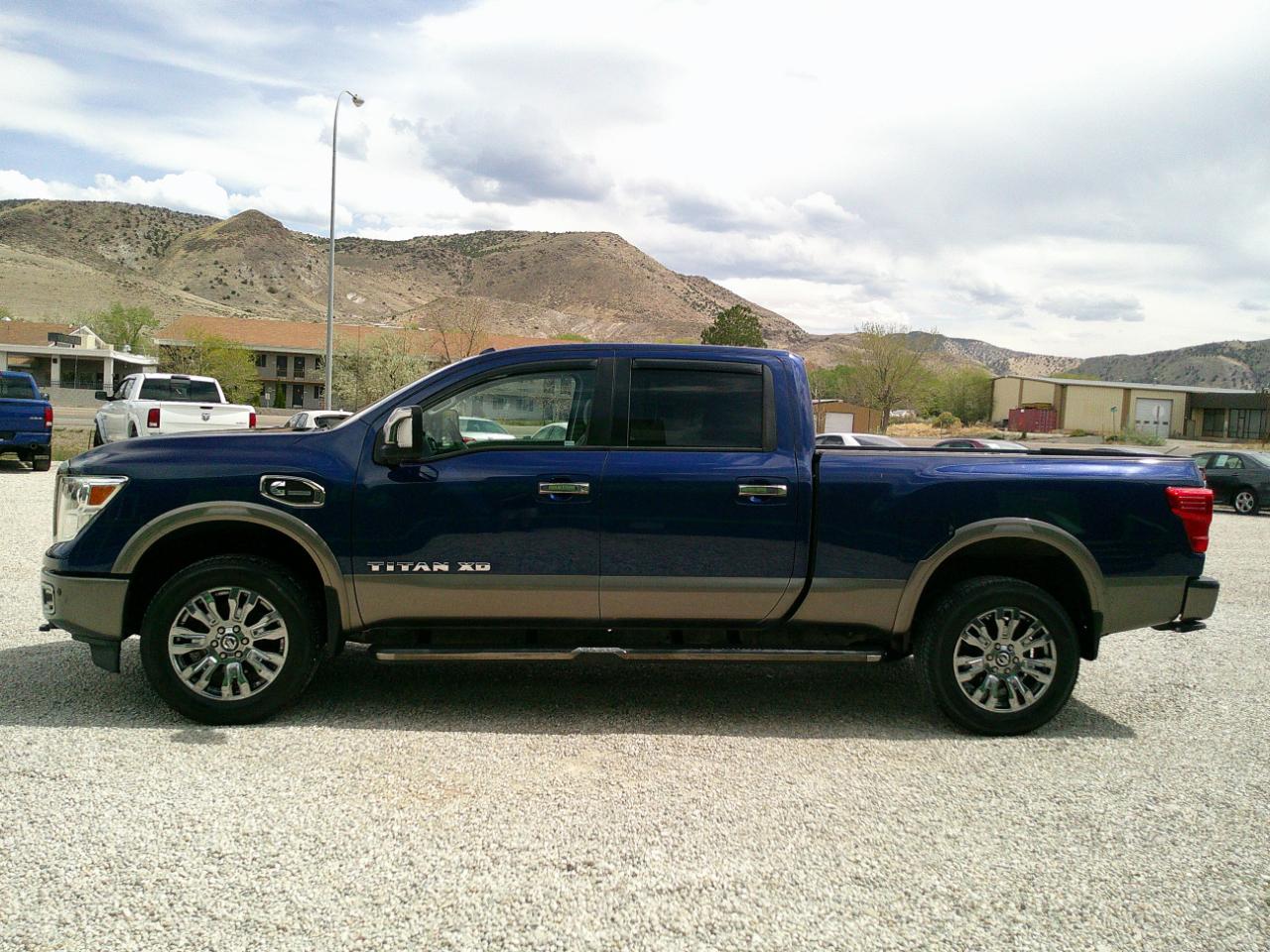 Nissan Titan XD Platinum Reserve Crew Cab 4WD 2018