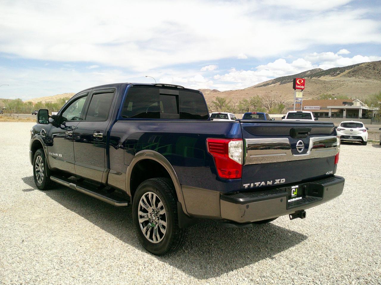 Nissan Titan XD Platinum Reserve Crew Cab 4WD 2018