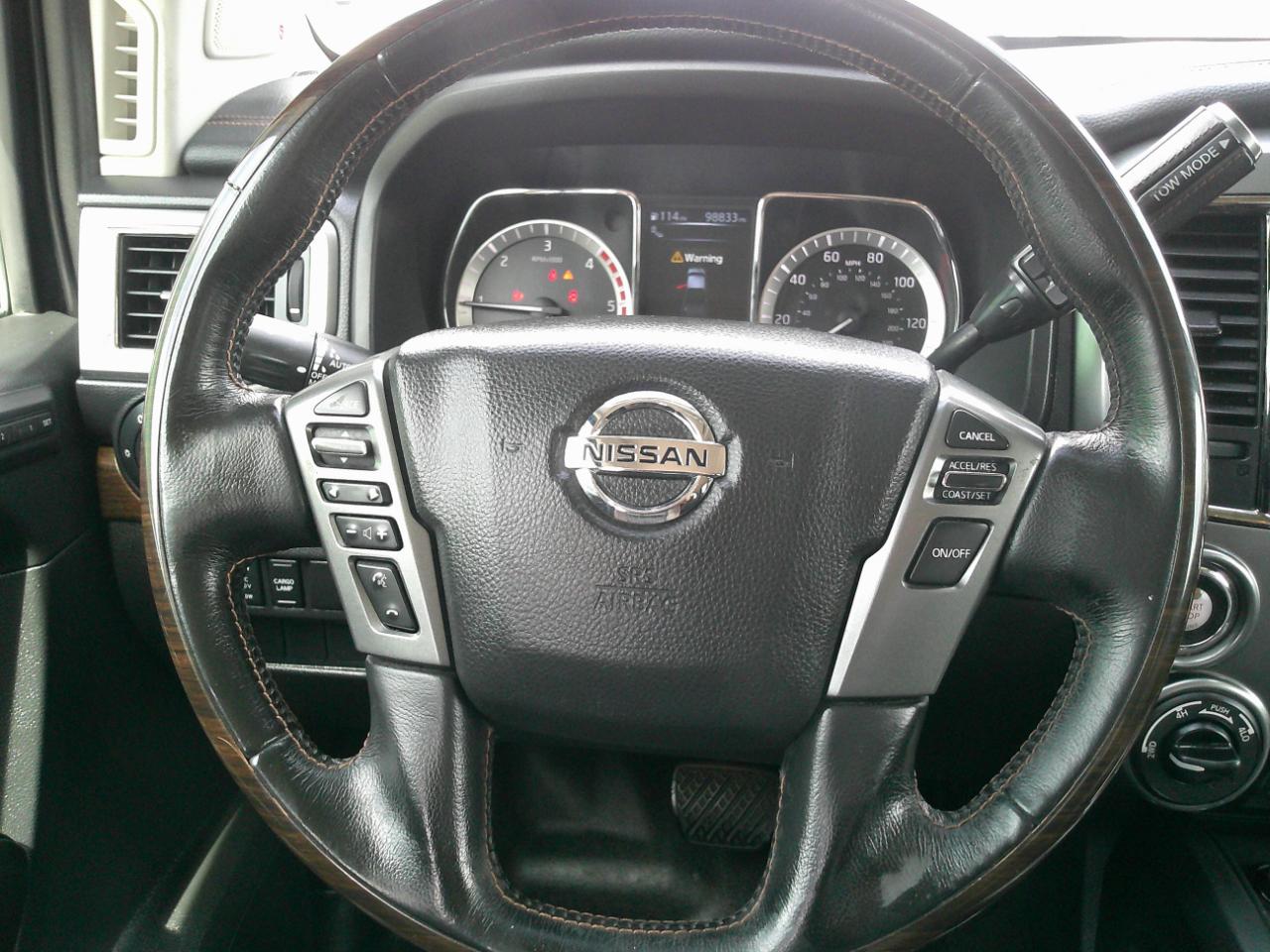 Nissan Titan XD Platinum Reserve Crew Cab 4WD 2018