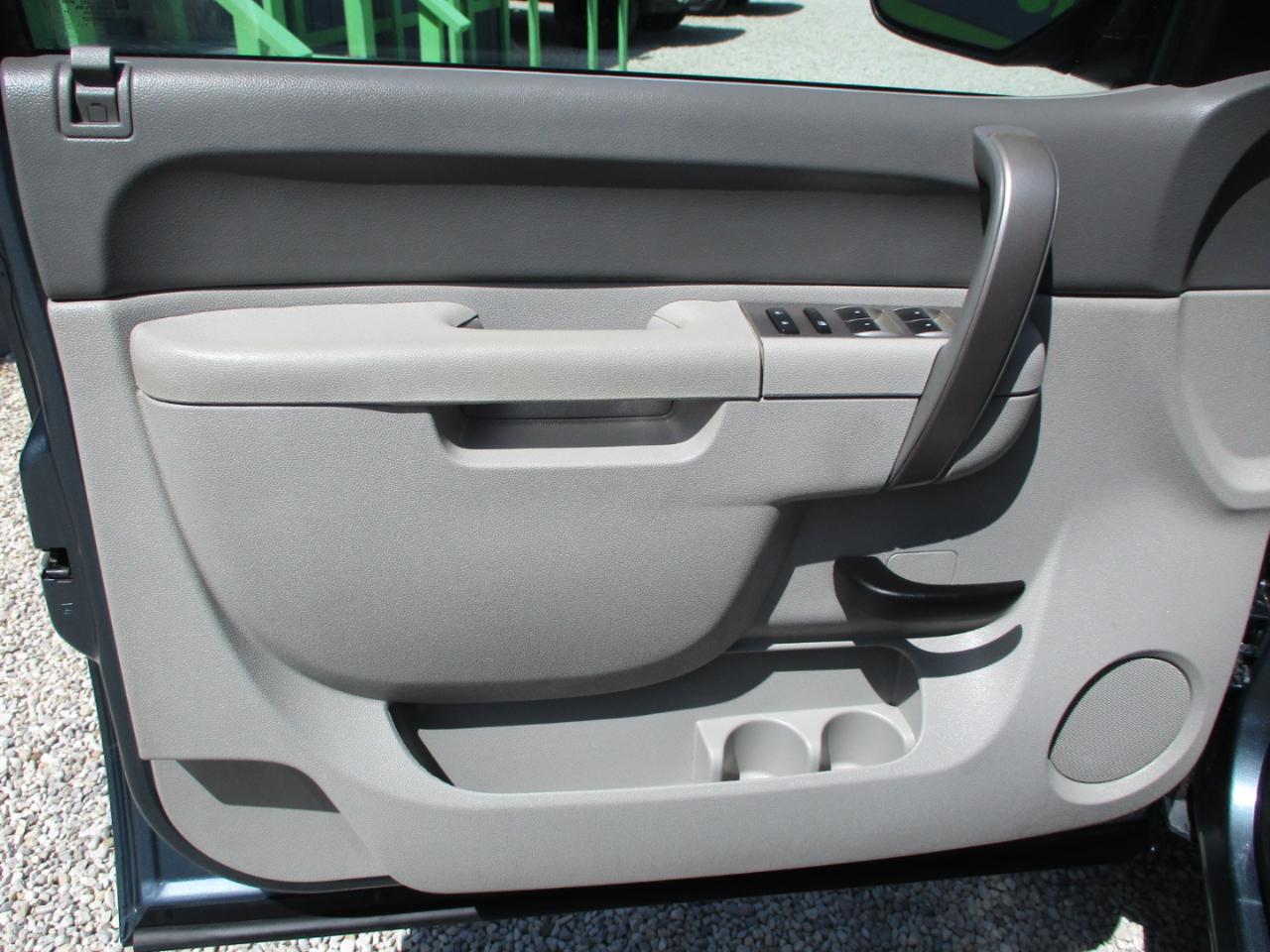 GMC Sierra 1500 SLE Crew Cab 4WD 2013