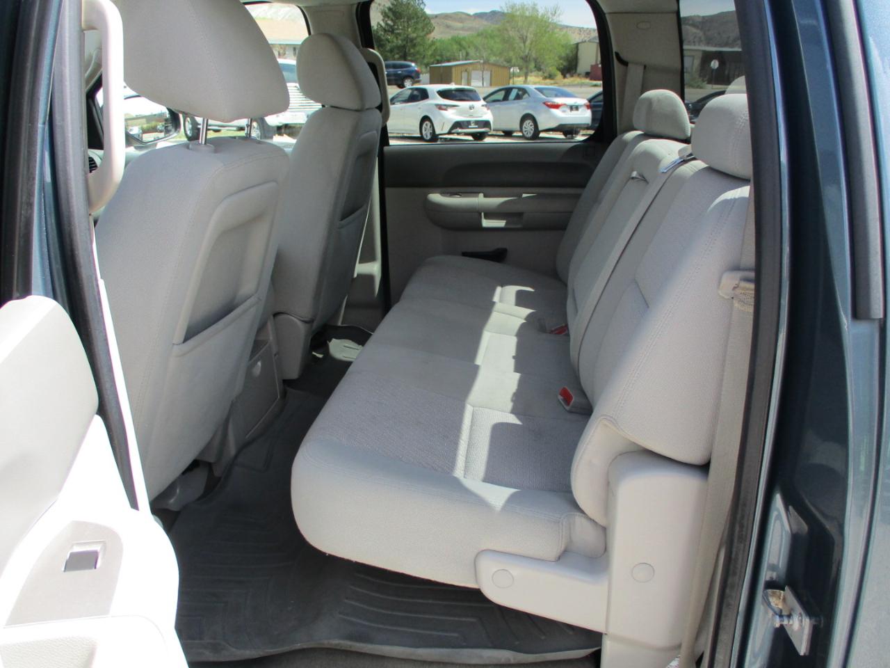 GMC Sierra 1500 SLE Crew Cab 4WD 2013