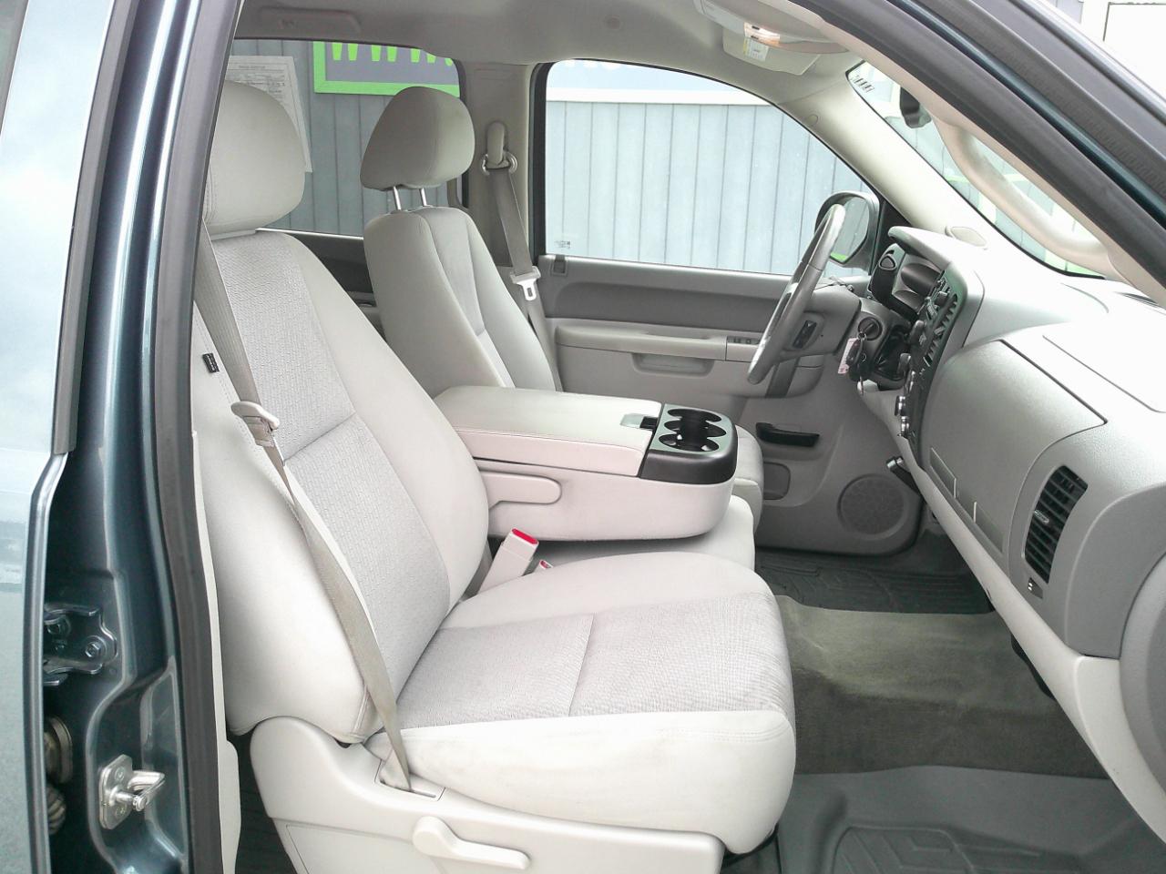 GMC Sierra 1500 SLE Crew Cab 4WD 2013