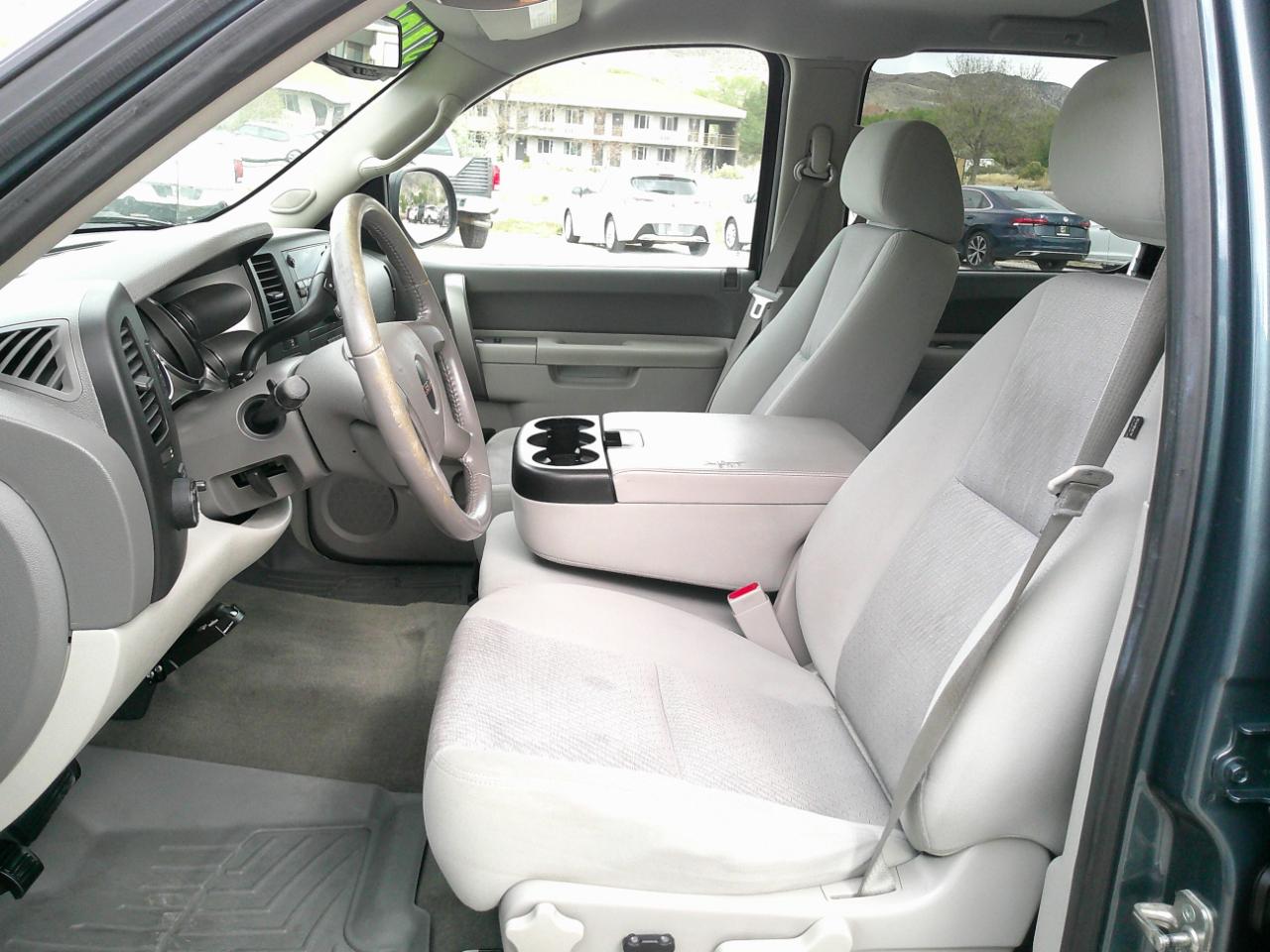 GMC Sierra 1500 SLE Crew Cab 4WD 2013