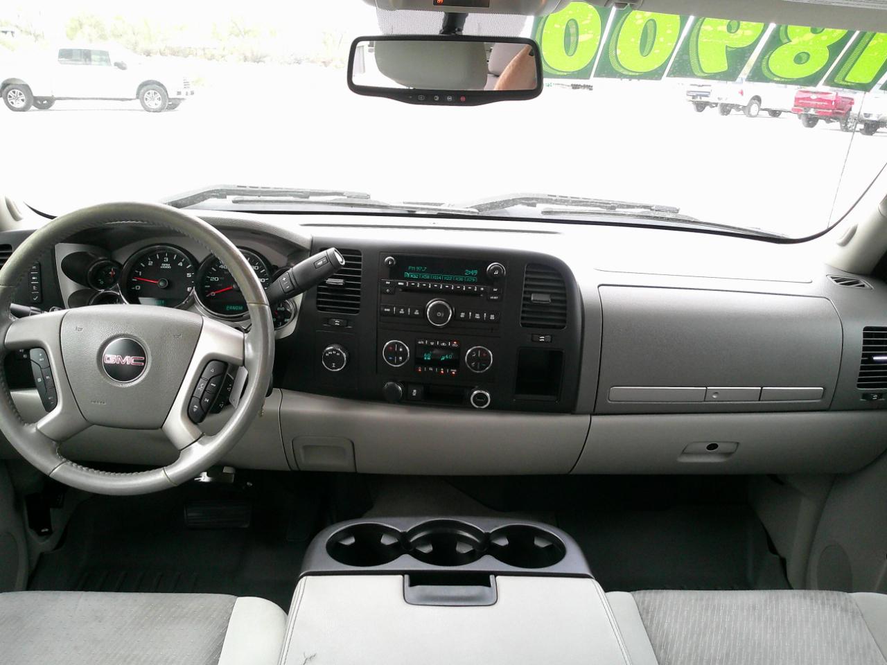 GMC Sierra 1500 SLE Crew Cab 4WD 2013