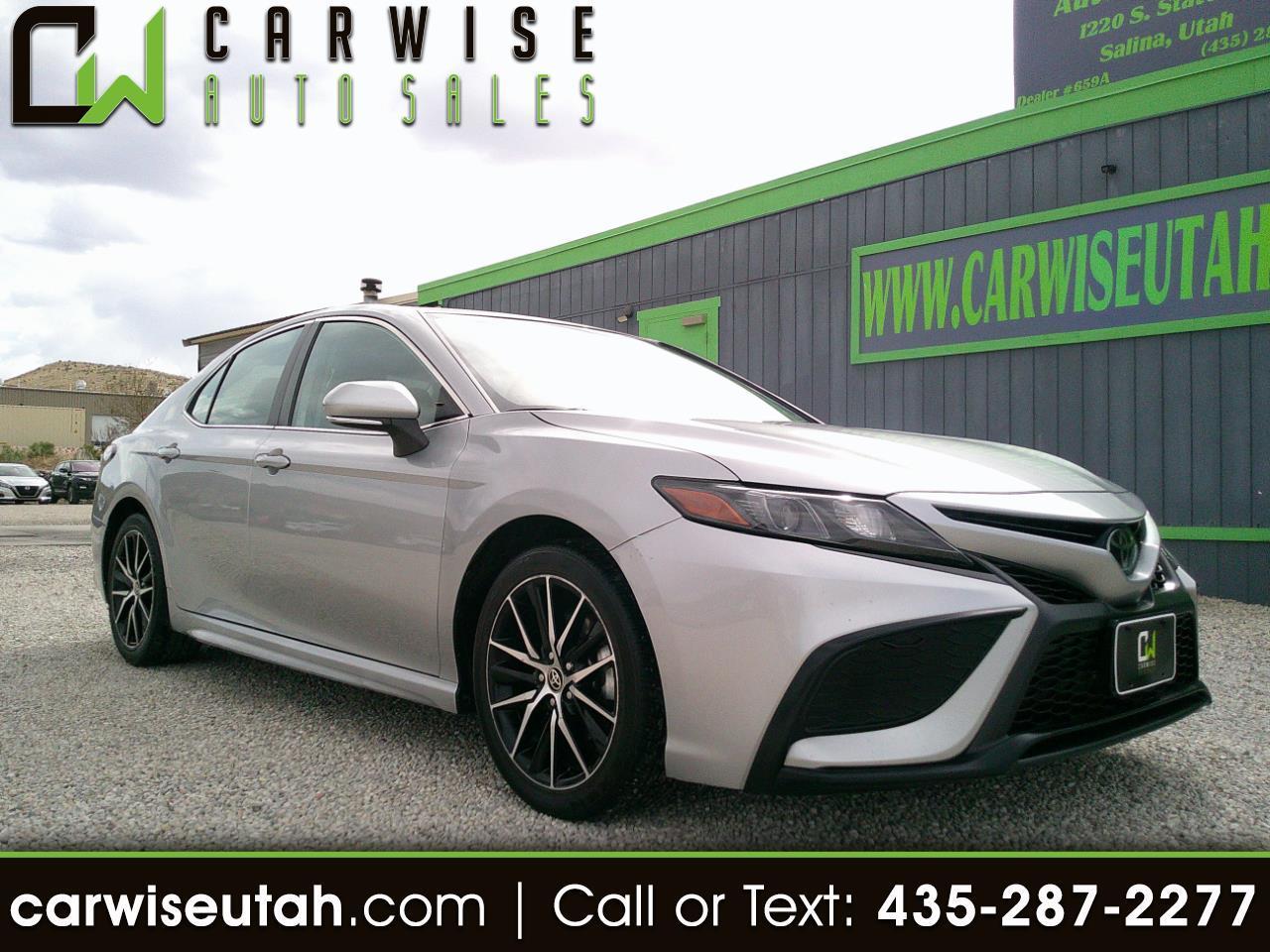 2022 Toyota Camry SE