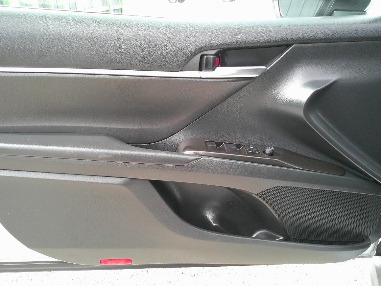 Toyota Camry SE 2022