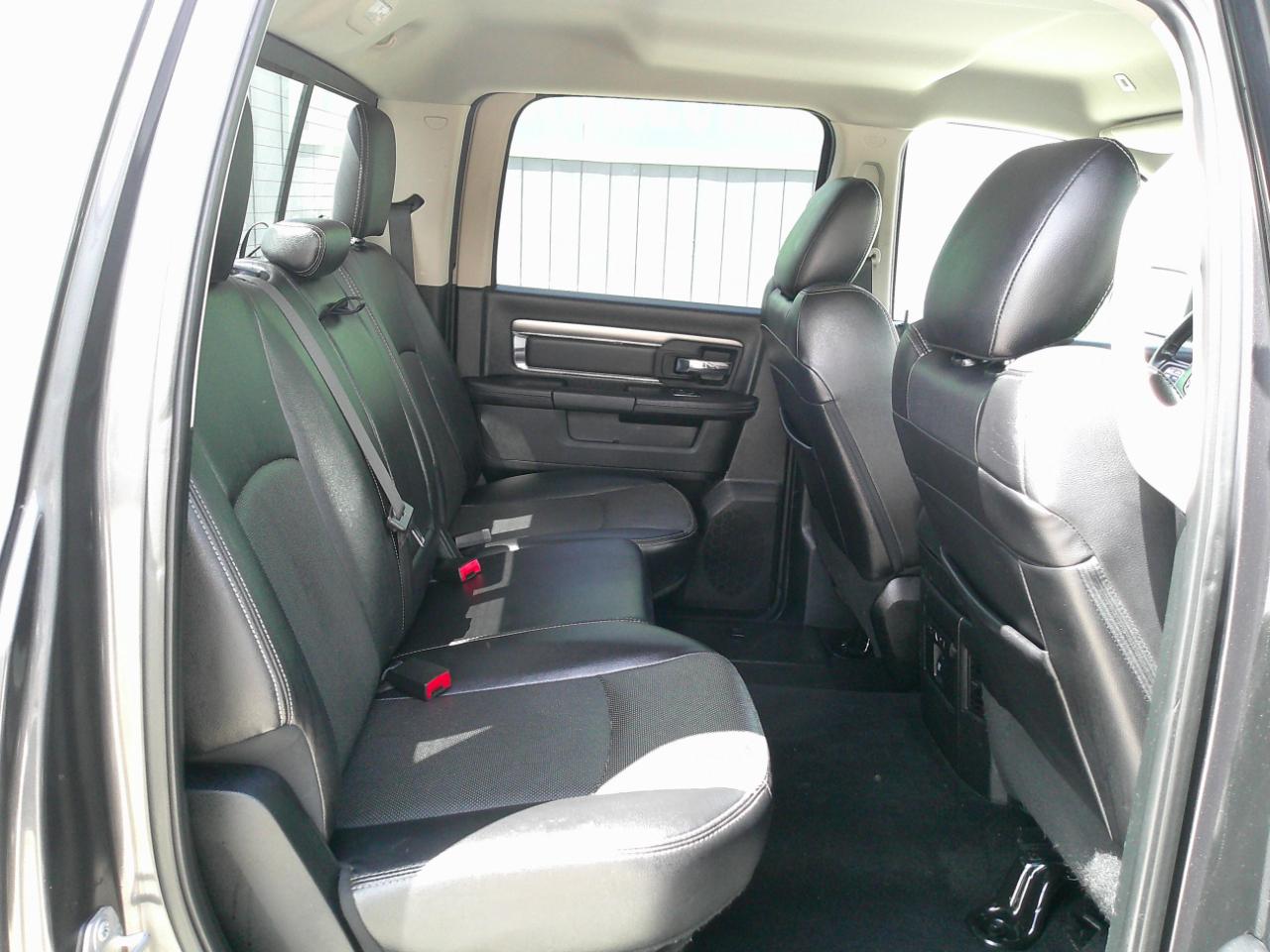 RAM 1500 Sport Crew Cab SWB 4WD 2017