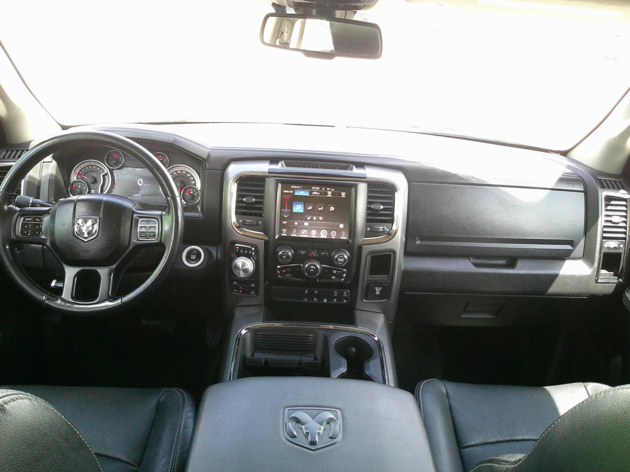 RAM 1500 Sport Crew Cab SWB 4WD 2017