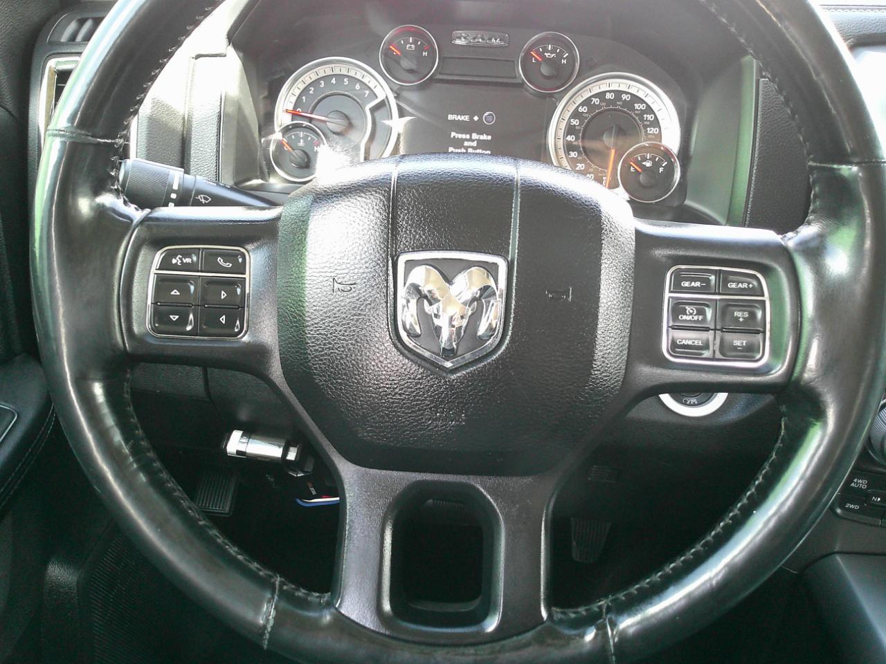 RAM 1500 Sport Crew Cab SWB 4WD 2017