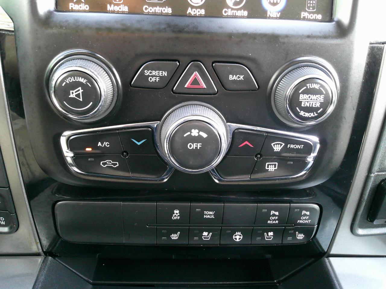 RAM 1500 Sport Crew Cab SWB 4WD 2017