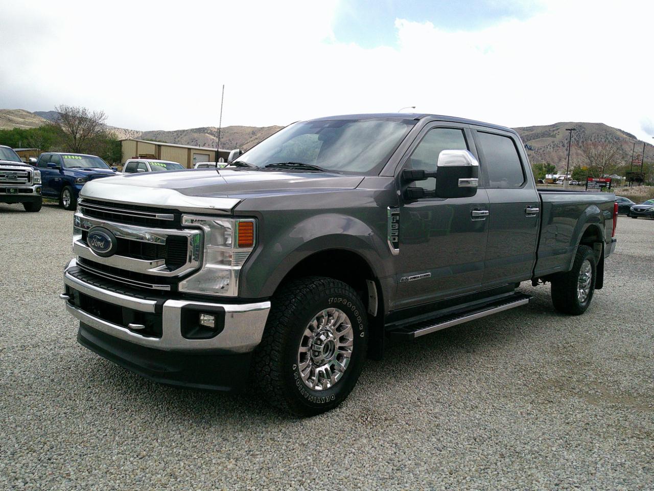 Ford F-350 SD XLT Crew Cab Long Bed 4WD 2022
