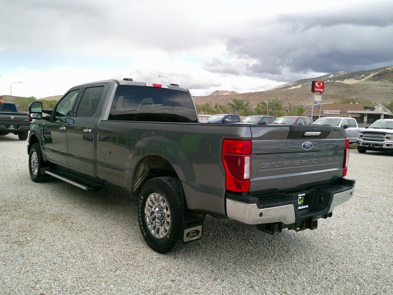 Ford F-350 SD XLT Crew Cab Long Bed 4WD 2022