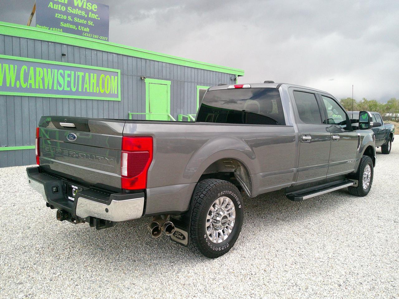 Ford F-350 SD XLT Crew Cab Long Bed 4WD 2022