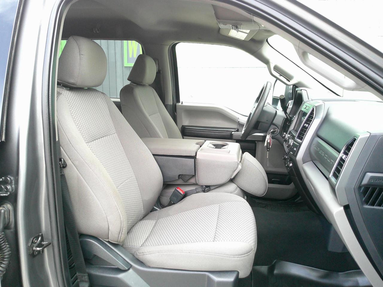 Ford F-350 SD XLT Crew Cab Long Bed 4WD 2022