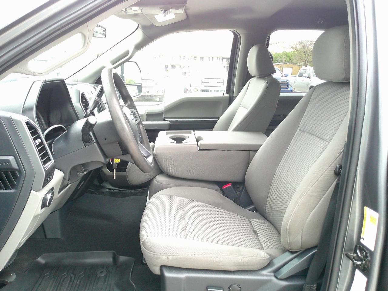 Ford F-350 SD XLT Crew Cab Long Bed 4WD 2022