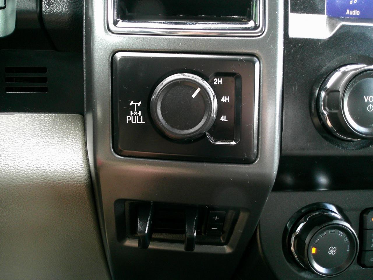 Ford F-350 SD XLT Crew Cab Long Bed 4WD 2022