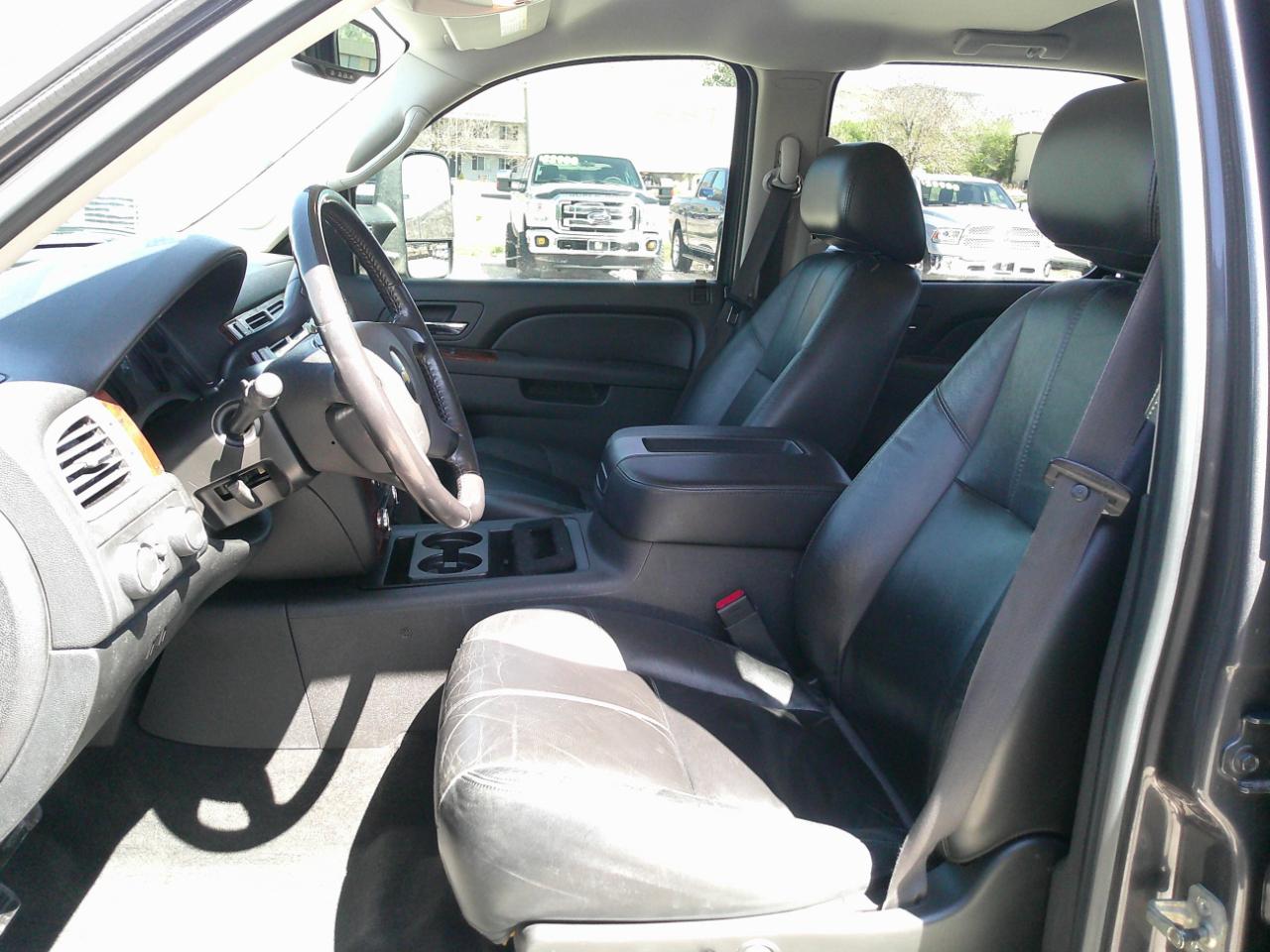 Chevrolet Silverado 2500HD LTZ Crew Cab 4WD 2010