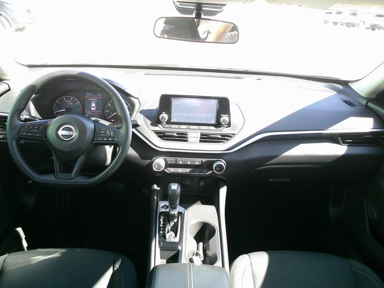 Nissan Altima 2.5 S 2024