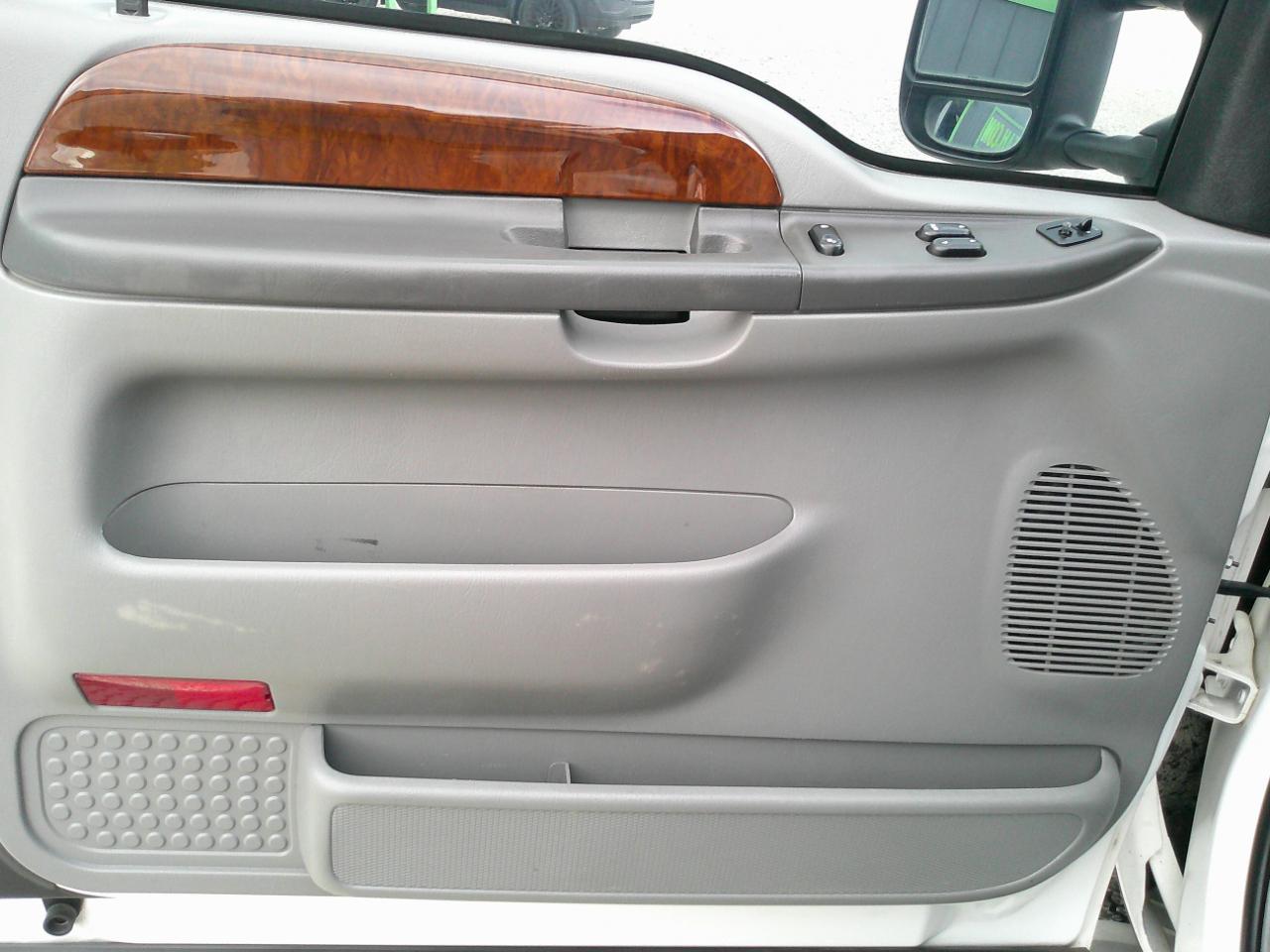 Ford F-250 SD Lariat SuperCab Long Bed 4WD 2004
