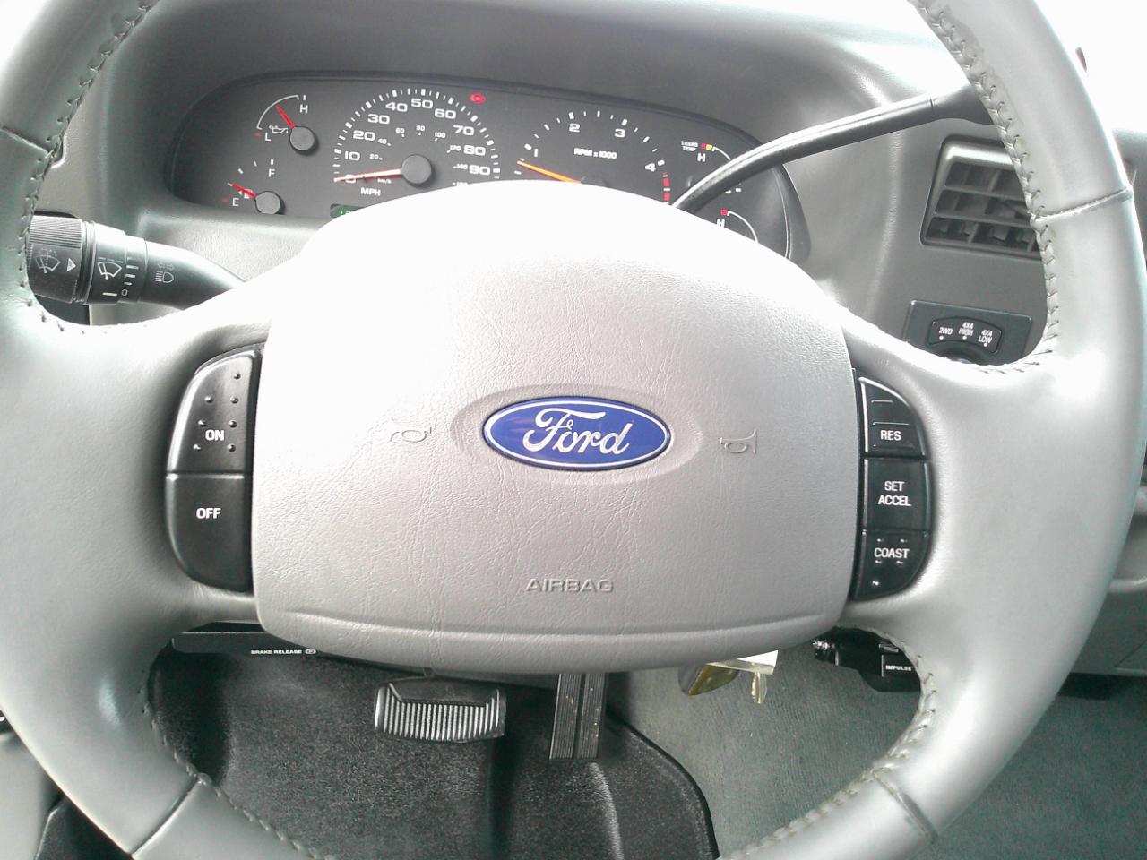 Ford F-250 SD Lariat SuperCab Long Bed 4WD 2004