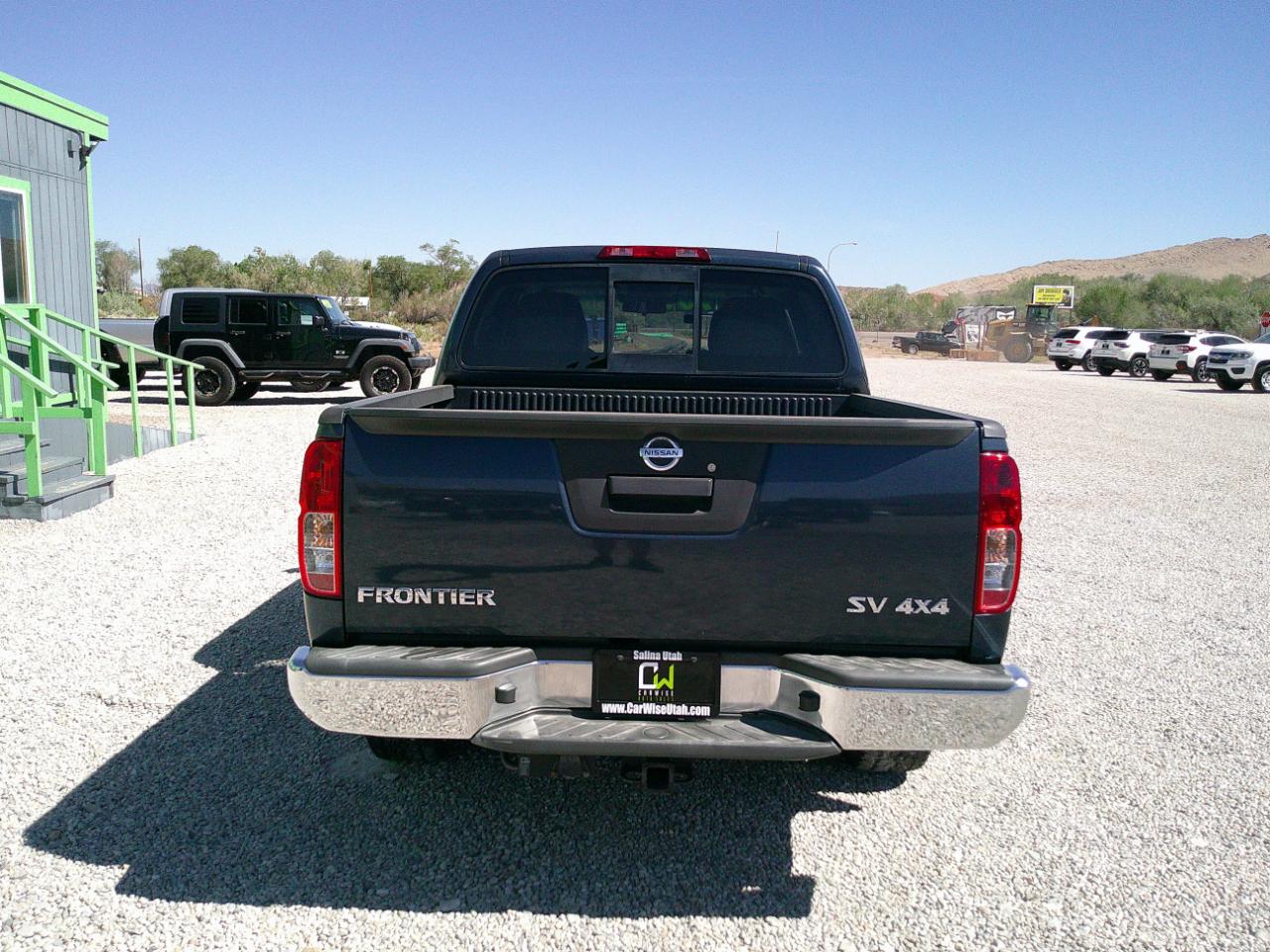 Nissan Frontier SV Crew Cab 4WD 2016